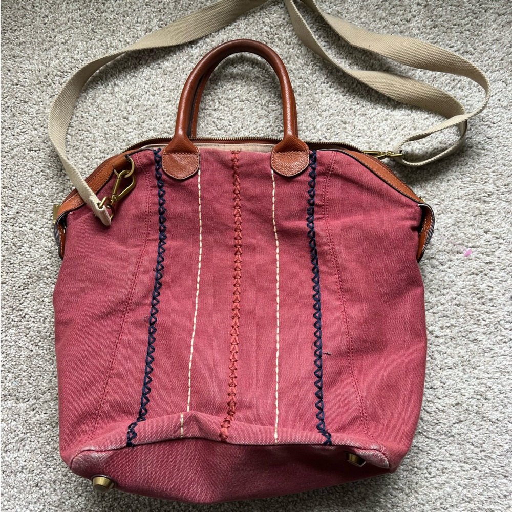 GILI Embroidered Canvas Shoulder Bag Red Tan Leather Trim Adj Straps Zipper